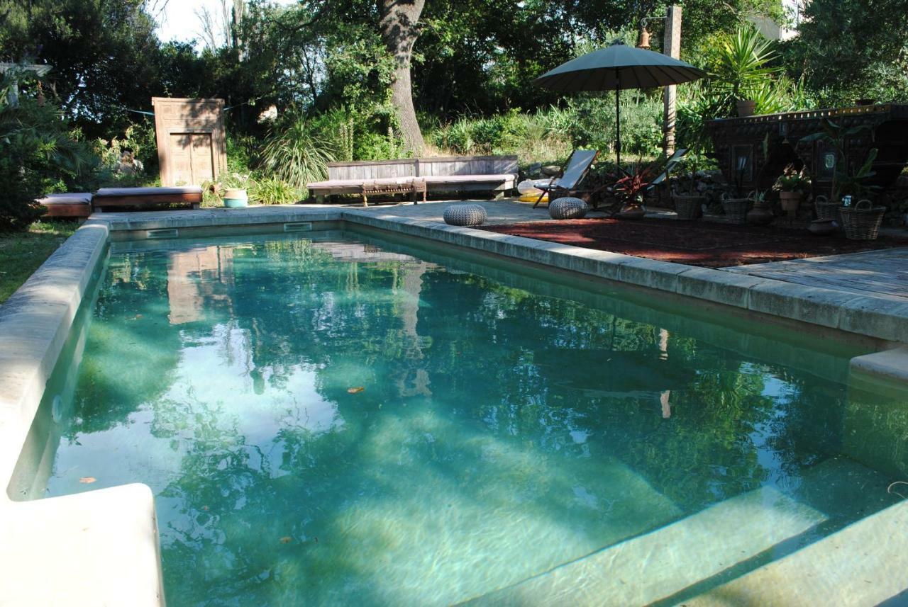Les Routes Du Monde Bed & Breakfast Saint-Geniès-de-Comolas Екстериор снимка