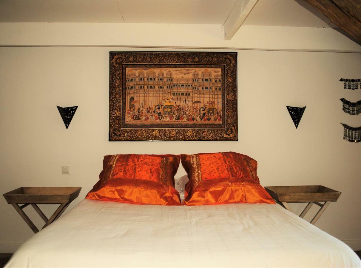 Les Routes Du Monde Bed & Breakfast Saint-Geniès-de-Comolas Екстериор снимка
